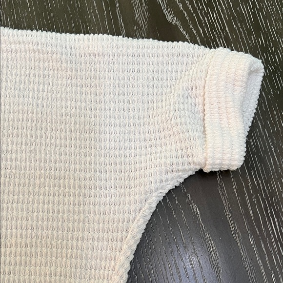 Women’s Zenana Waffle White Knit Sweater Top V-Neck Dolman Sleeve High-Low Hem - Picture 5 of 9